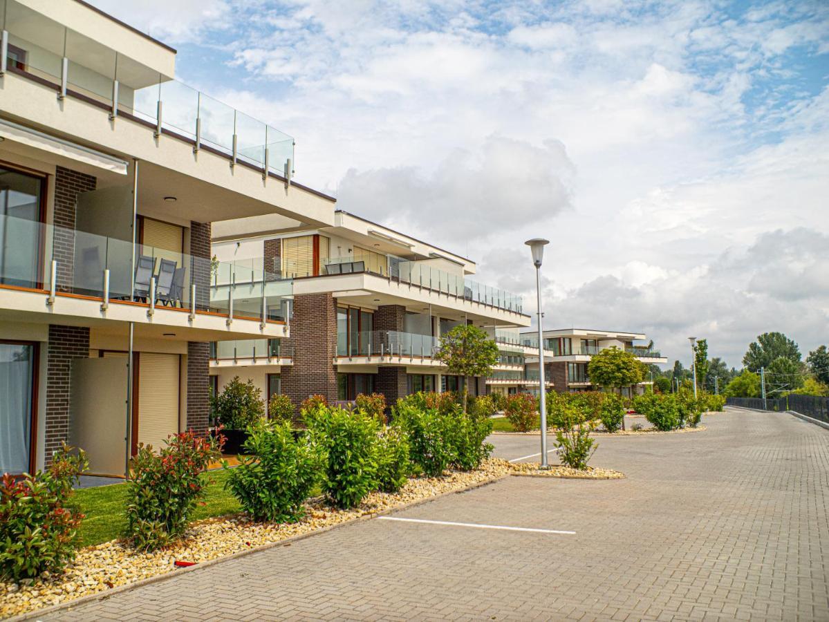 Panorama Superior Apartments - Pool, Garden, Parking Balatonalmádi Екстериор снимка