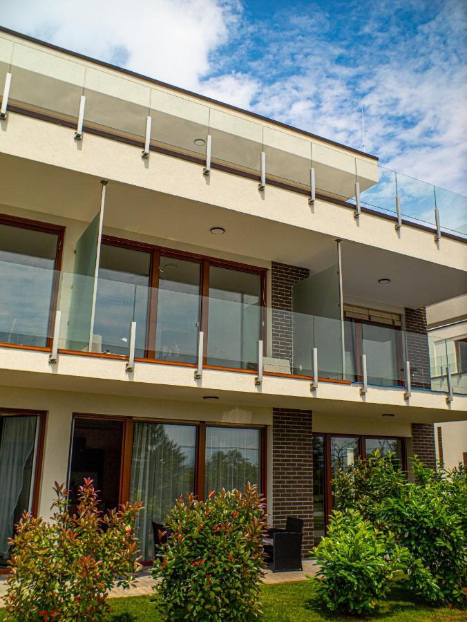 Panorama Superior Apartments - Pool, Garden, Parking Balatonalmádi Екстериор снимка