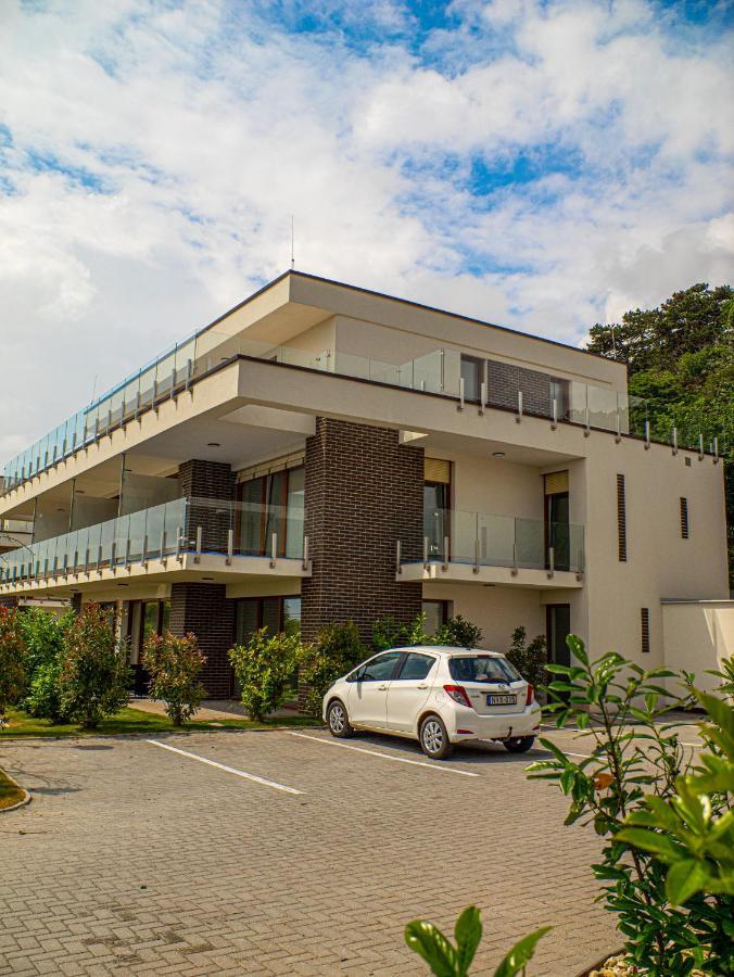Panorama Superior Apartments - Pool, Garden, Parking Balatonalmádi Екстериор снимка