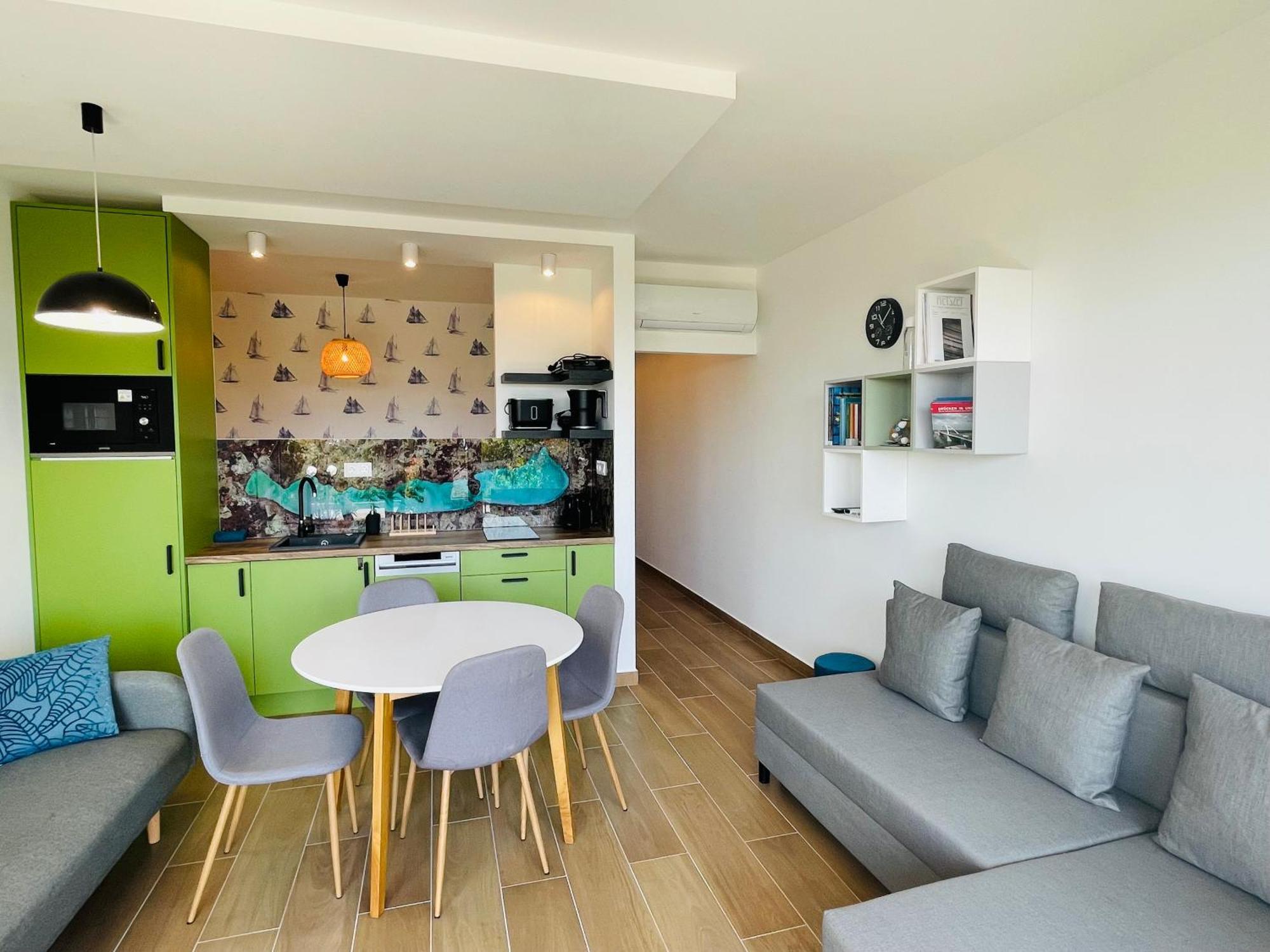 Panorama Superior Apartments - Pool, Garden, Parking Balatonalmádi Екстериор снимка