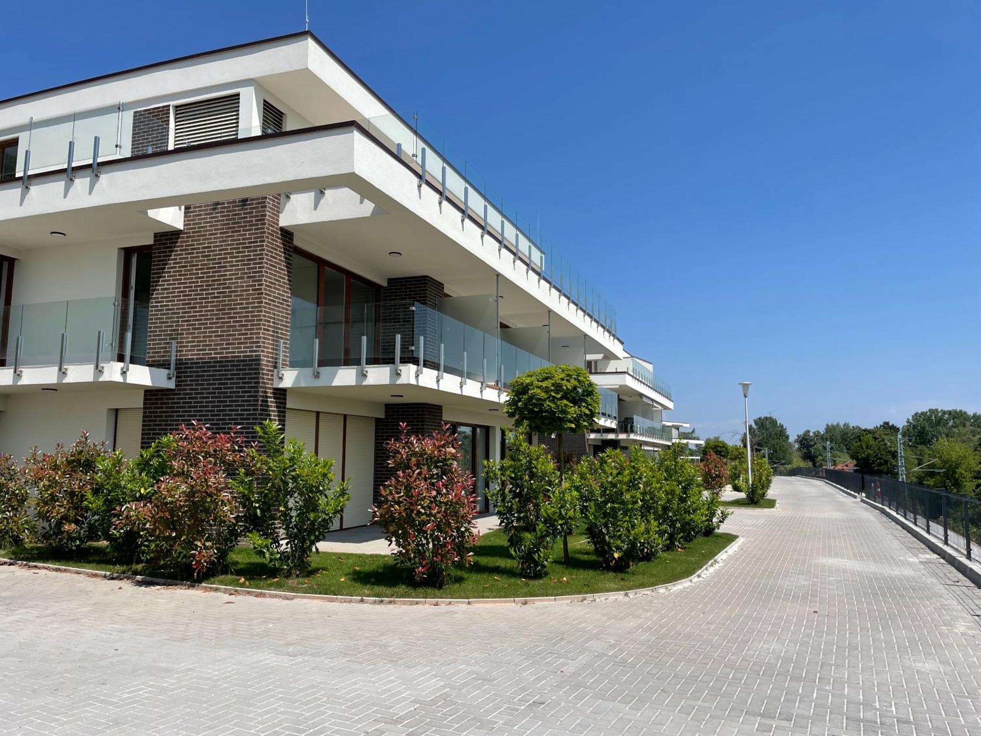 Panorama Superior Apartments - Pool, Garden, Parking Balatonalmádi Екстериор снимка